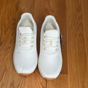 NEW Athletic Works sneakers size 7